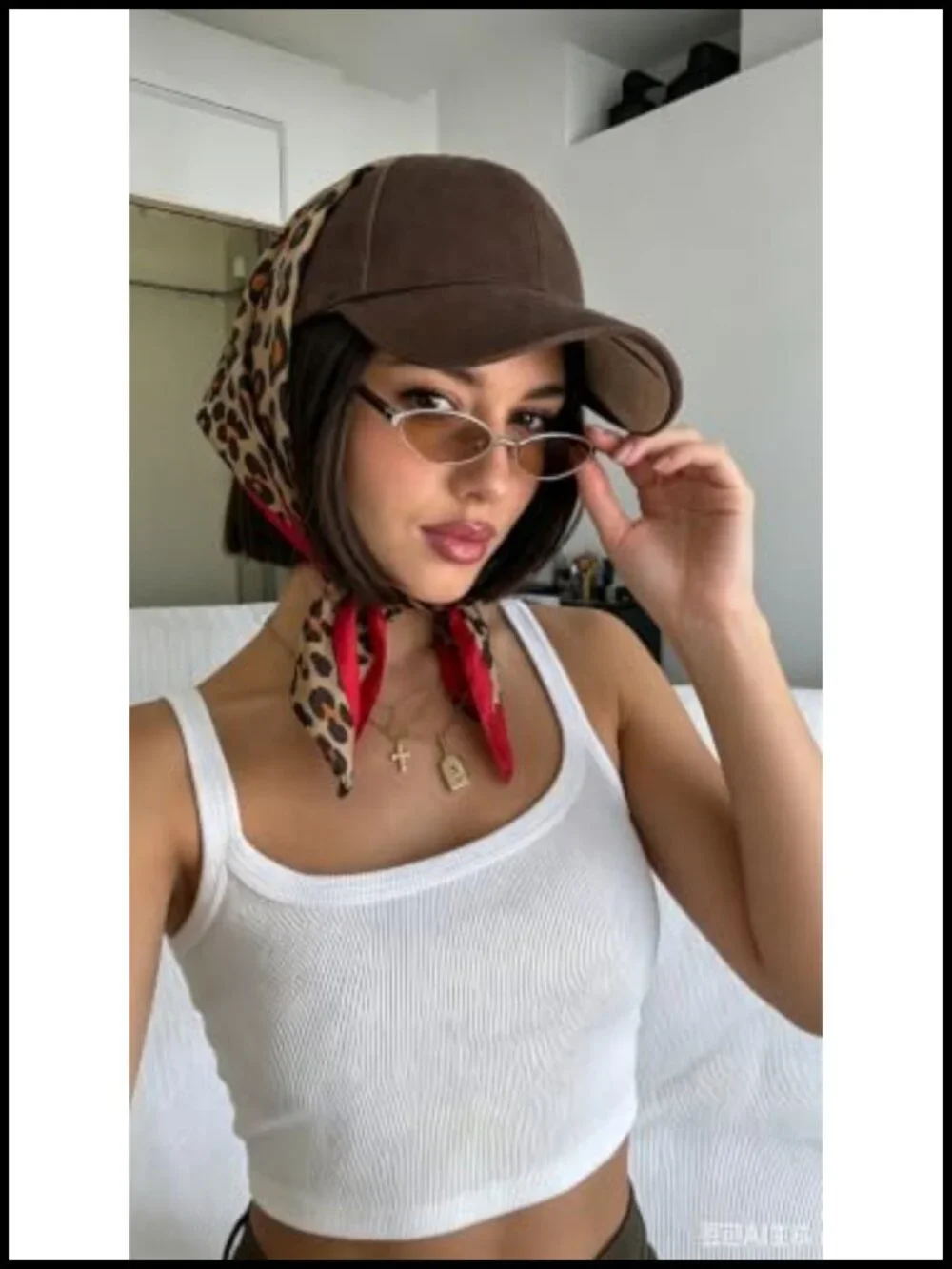 Silver Y2K Oval Narrow Sunglasses Women Retro Cat Eye UV400 Metal Frame